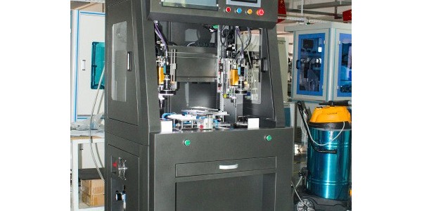 自動擰螺絲機(jī)使用時需要注意事宜？-堅豐股份