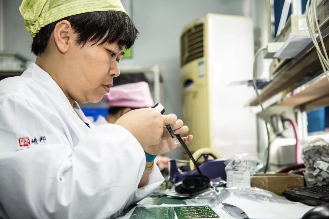 靖邦smt加工廠(chǎng)3.8婦女節