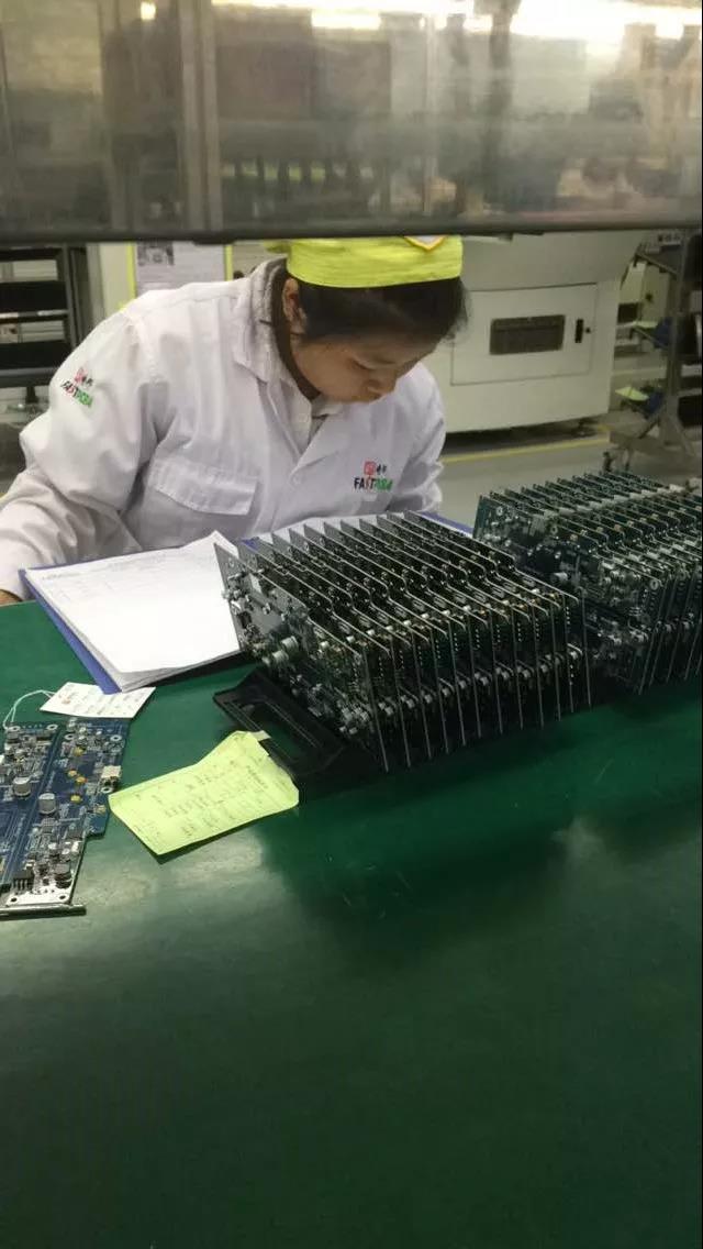 靖邦smt加工廠(chǎng)3.8婦女節