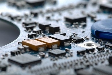 錫爐中焊料的維護及工藝參數調整