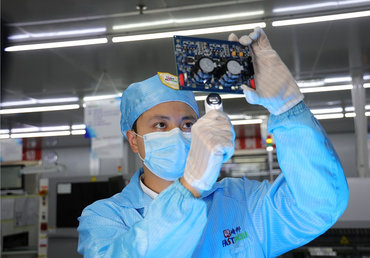 SMT加工過(guò)程中靜電放電的危害