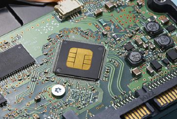 PCBA加工中回流焊接與波峰焊接的區別